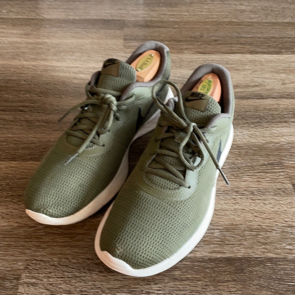 Nike Mesh Green Lightweight Sneaker 12
